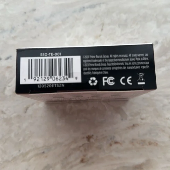 Soar Clip On Selfie Ring Light- never opened - Picture 3 of 3